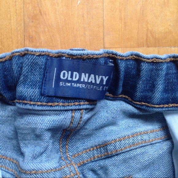 Old Navy Boys Distressed/Cut Jean Shorts Size 12 - Picture 2 of 12